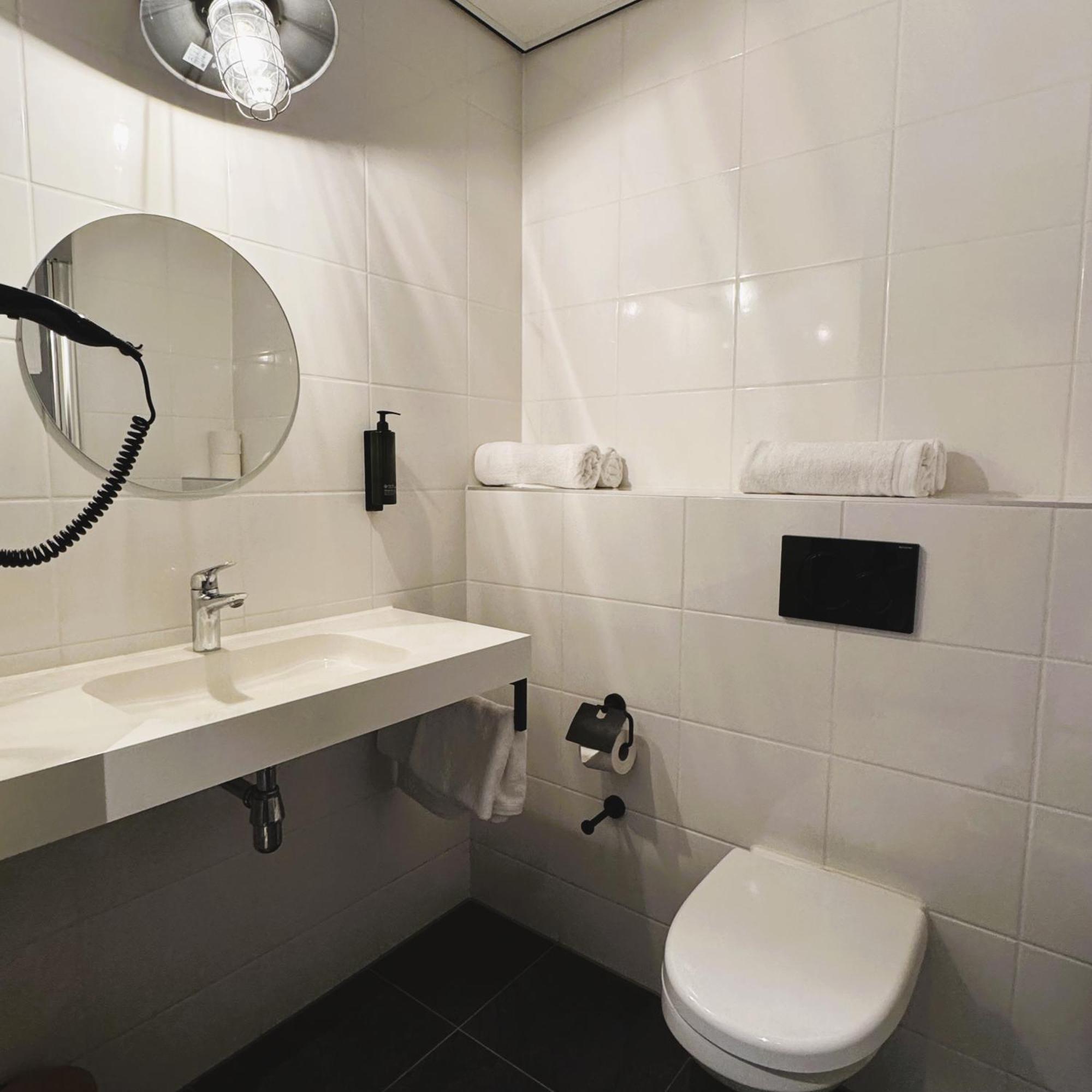 Hotel Emilia Каатсхойвел Номер фото
