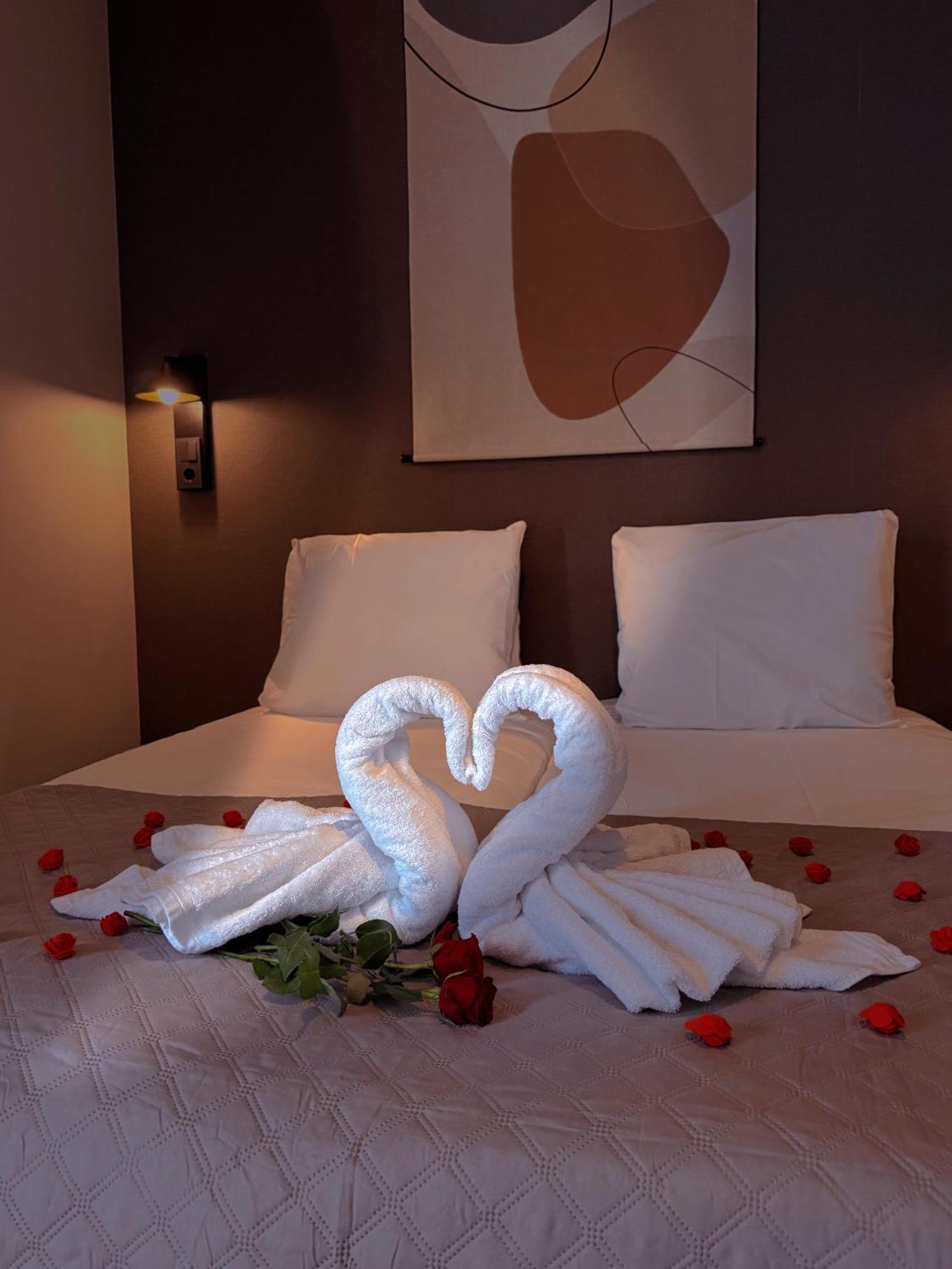 Hotel Emilia Каатсхойвел Экстерьер фото